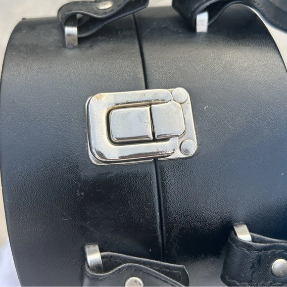 Doggie Double Bowl Purse Small Dog Chic Trendy Black M2-002 - Picture 8 of 8